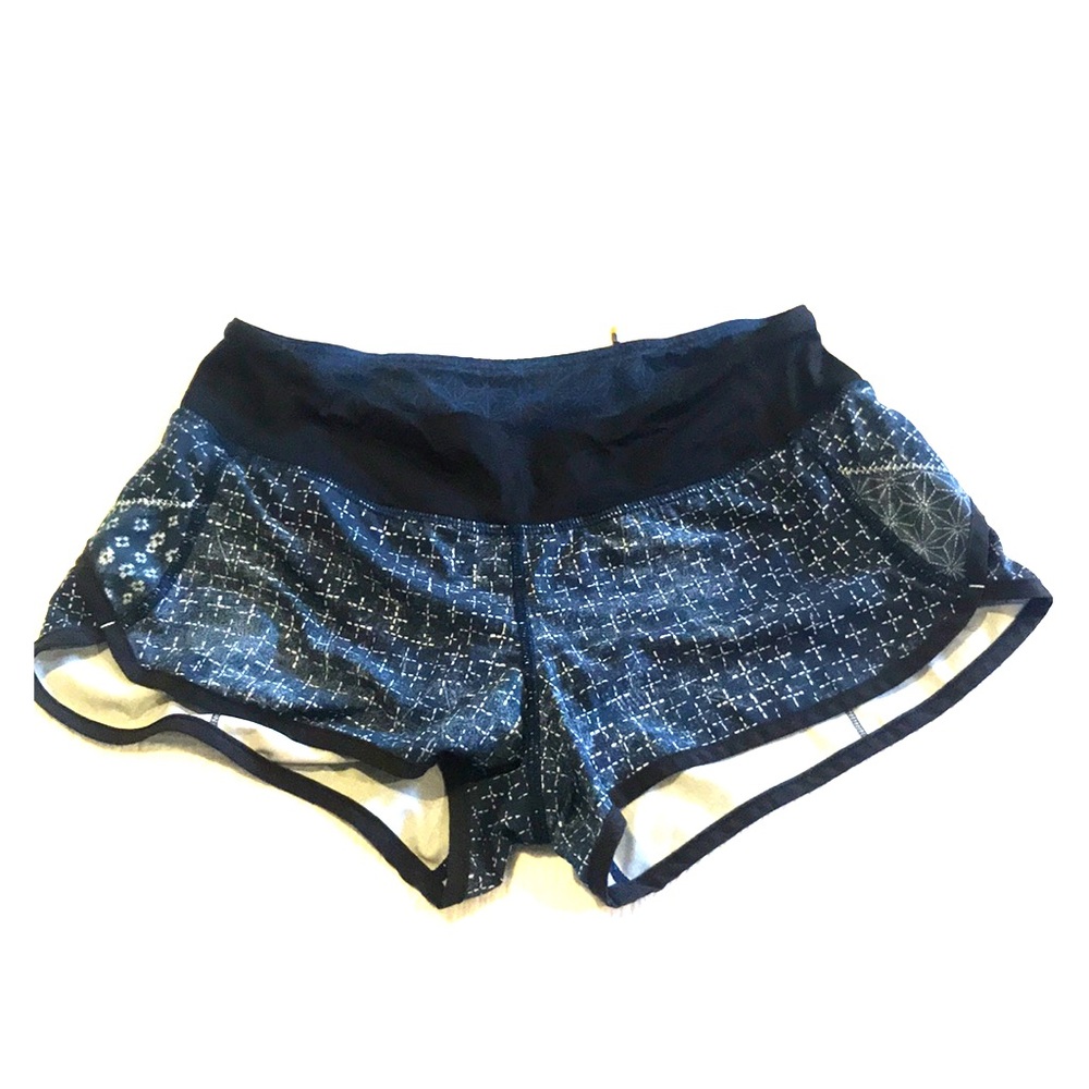 Lululemon Speed Shorts - Size 4